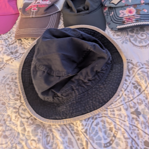 Assorted Caps Collection - Picture 12 of 12